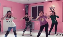 爱的主打歌舞蹈视频,跟随爱的主打歌，感受舞蹈的魅力